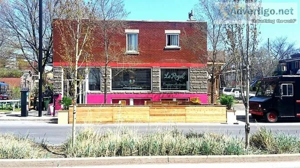 Restaurant for sale very well located (Possibility food trucks)