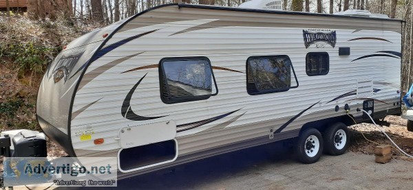 2017 WILDWOOD 241QBXL TRAVEL TRAILER