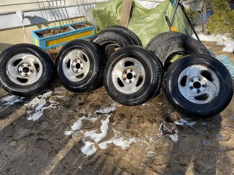 4- 2001 Dodge Aluminum Rims with Valera HT Tires