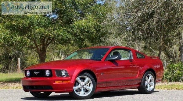2006 Ford Mustang  GT Premium 2dr Fastback