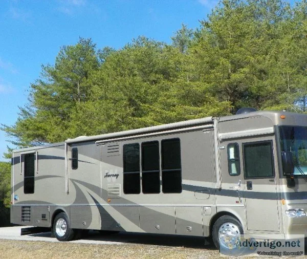 2005 Winnebago JOURNEY