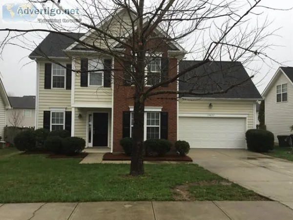 Beautiful Property in Huntersville Now available for immediate m