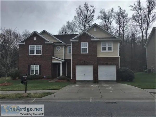 Beautiful Property in Charlotte Now available for immediate move