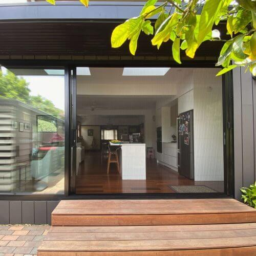 All you need to know about Retractable Flyscreens