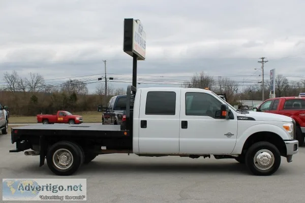 2015 Ford F-350 Crewcab DRW Flatbed 4x4 1 owner 10890