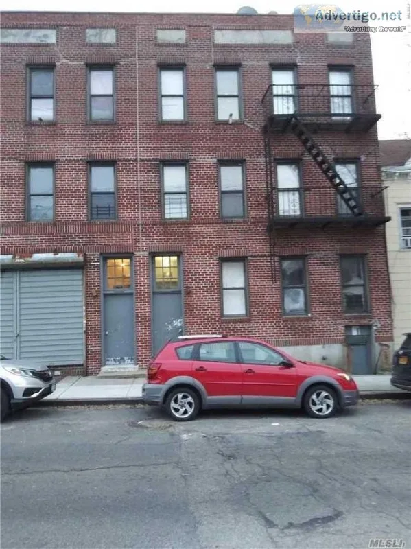 ID  1359960 Updated and Sun-Filled 2 Bedroom Apartment for Rent