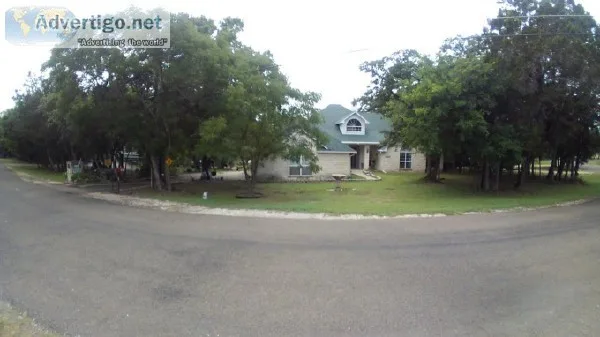 Lake House with frontage Belton Lake