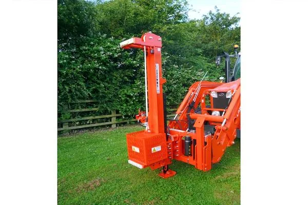 LM2 - Post Hammer  Bale Handling Equipment  Post Chapper