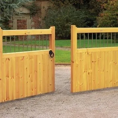 Affordable Custom Wooden Driveway Gates