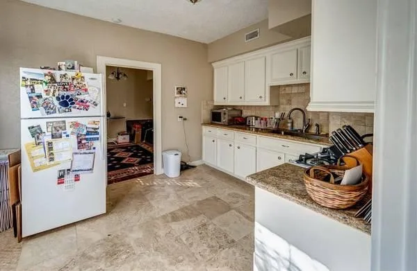 1300  1br - 850ft2 - Cute 1br Duplex in the Heart of the Heights