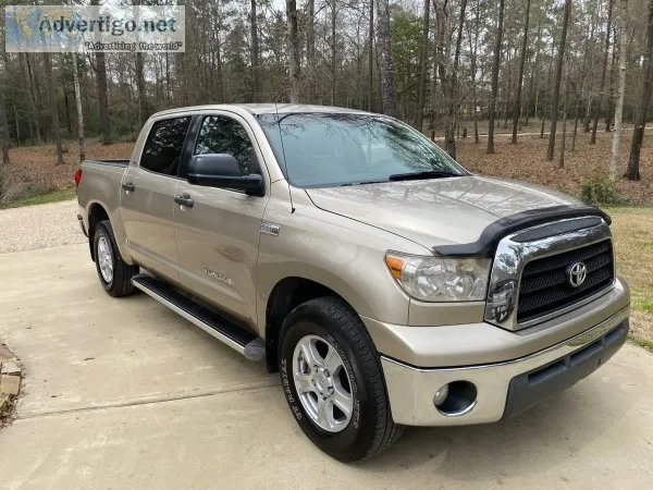 4x4 Toyota Tundra crew max