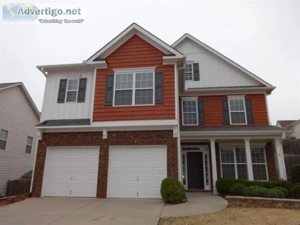 Beautiful Property in Canton Now available for immediate move in