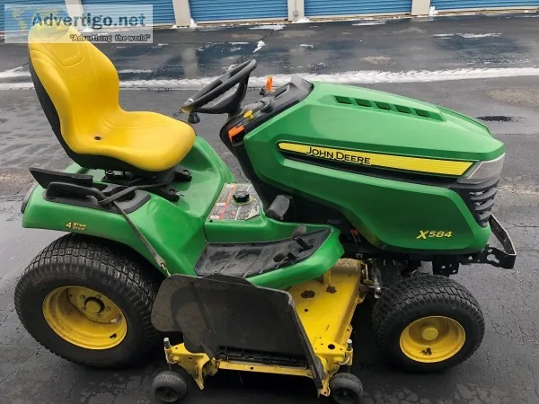 2017 JOHN DEERE X584