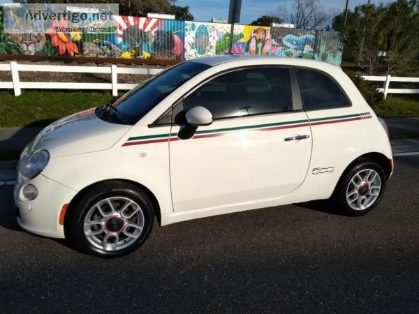 2012 FIAT 500  ITALIAN COLORS  5-SPEED 