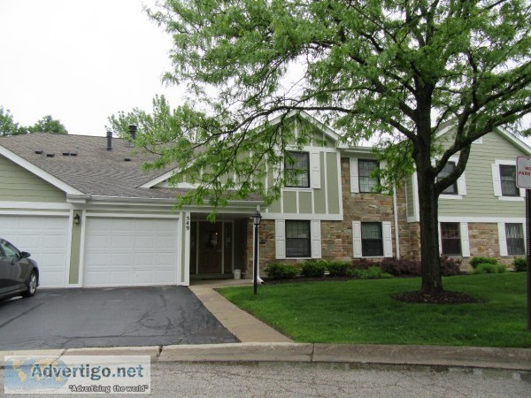 Beautiful Light and Bright 2 Bedrooms 2 bathrooms with Attached 
