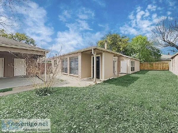 Welcome to 15922 Alta Mar Dr Houston TX 77083