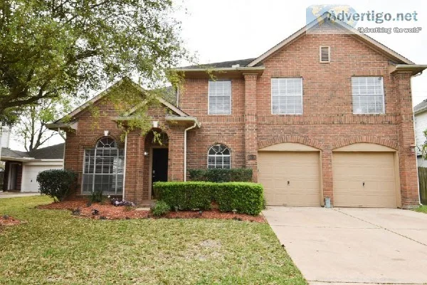 Welcome to 13319 Lynnville Dr Houston TX 77065
