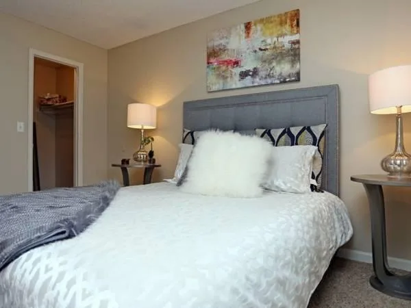 1br - Online Payments Available Additional Storage Balcony