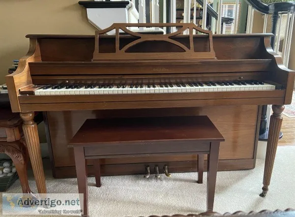 Metropolitan Upright Piano