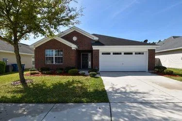 Welcome to 1426 Creek Point Blvd Jacksonville