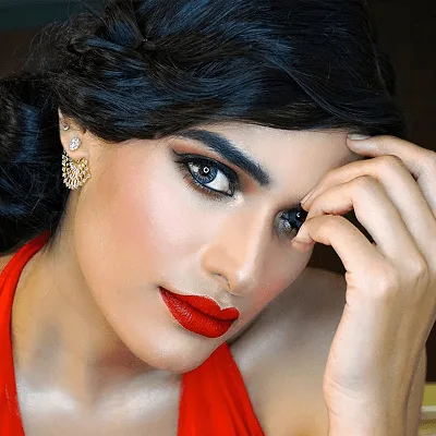 Makeup Artist Course  - The Red Fox Academy