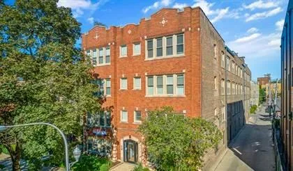 Nicely Furnished 2Bedroom Apartment For Rent.