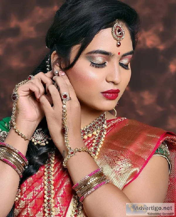 Bridal makeup certification training courses in Banjara hills Hy