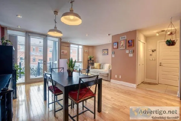 Magnifique condo sur 2 &eacutetages Quartier Petite-Patrie
