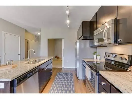 2brnice house for rent