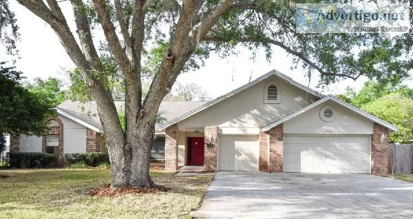 Welcome to 906 Belle Timbre Ave Brandon FL 33511