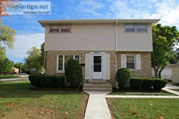 Welcome to 9747 Lonnquist Dr Franklin Park IL 60131
