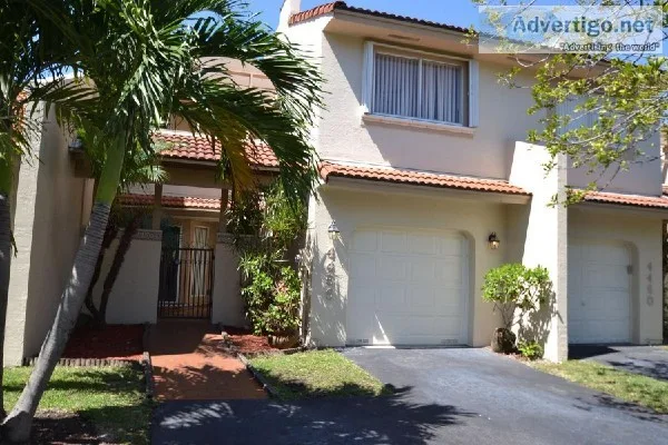 Welcome to 4456 NW 102nd Pl Doral FL 33178