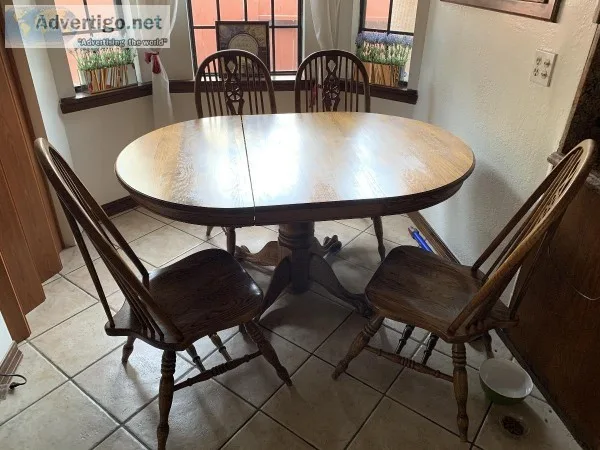 Breakfast table and chairs