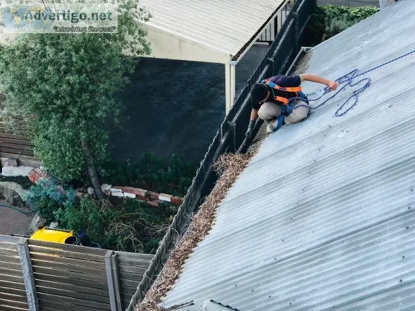 Get Best Gutter Cleaning in Melbourne by Himalayas Services Grou