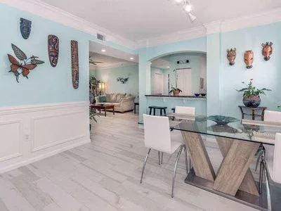 HIGHLY DESIREABLE ABACOA CONDO