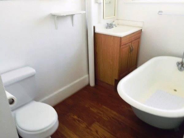 MOVE-IN-SPECIALS BEACH BLOCK NEAR ROSEave INCL.UTILTIESCABLET V 