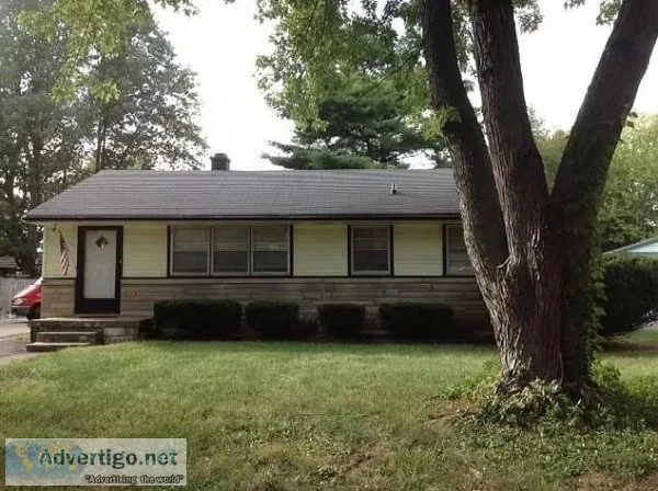Great Home 3Bedrooms 1 Bath- hardwood floors - new kitchen - cen