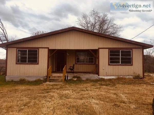 3-bedroom2-bathroom House in Poteet