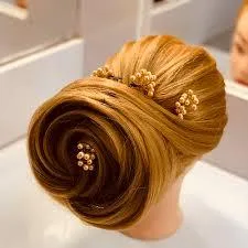 Best Hair Styling course in Delhi - The Red Fox Academy