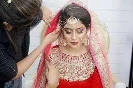 Best Bridal Makeup Artist - The Red Fox Academy