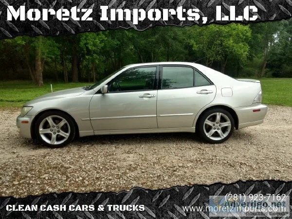 2003 Lexus IS 300 Sedan i6-Cyl Automatic Sedan in Silver  Warran