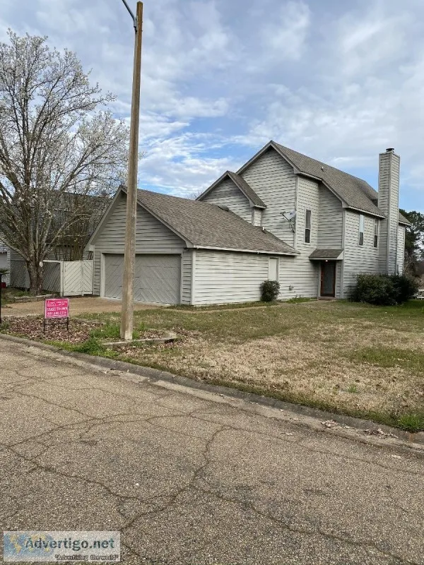Excellent Lease-Options Available Today on Brandon Townhome