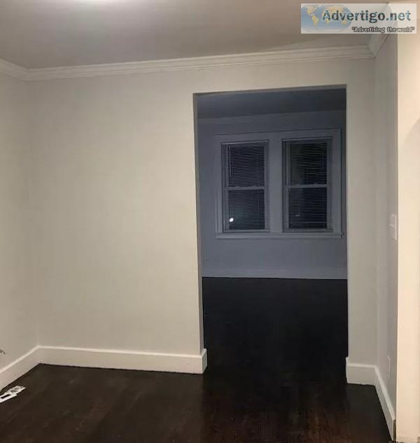 Gorgeous Large 2bedrooms 1bath townhouse - appliances in kitchen