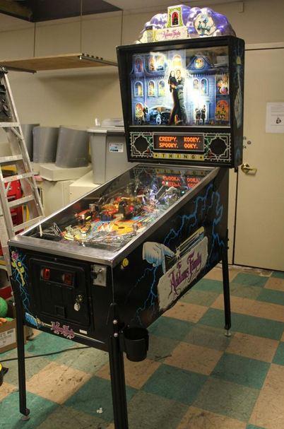 ADDAMS FAMILY pinball machine