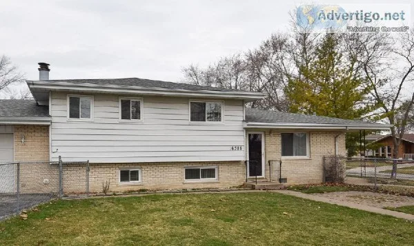 Welcome to 16388 Terry Ln Oak Forest IL 60452