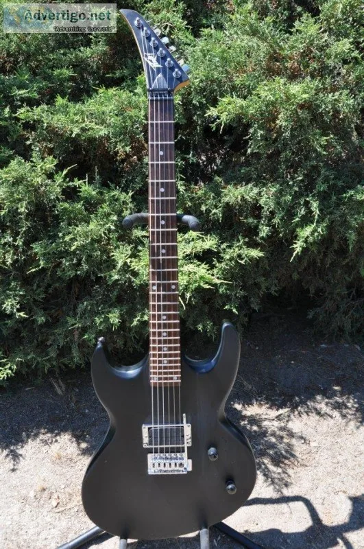 Peavey Rockmaster Electric Guitar