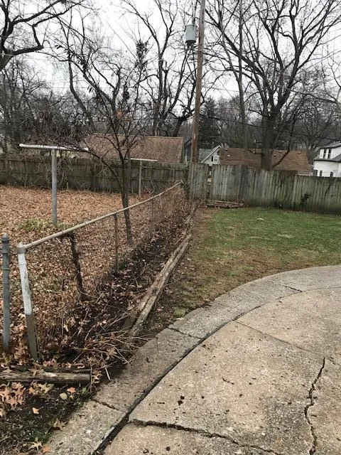 A Greater Lee s Summit Lawn and Landscape