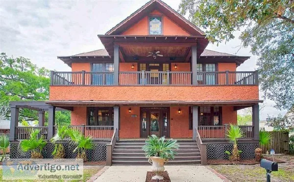 majestic and stunning mansion 3beds 4baths