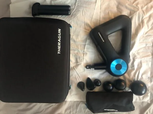 MASSAGE GUN(THERAGUN)
