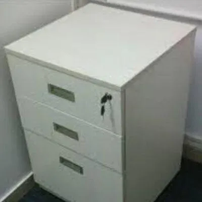 Pedestal (3 Drawers Unit)